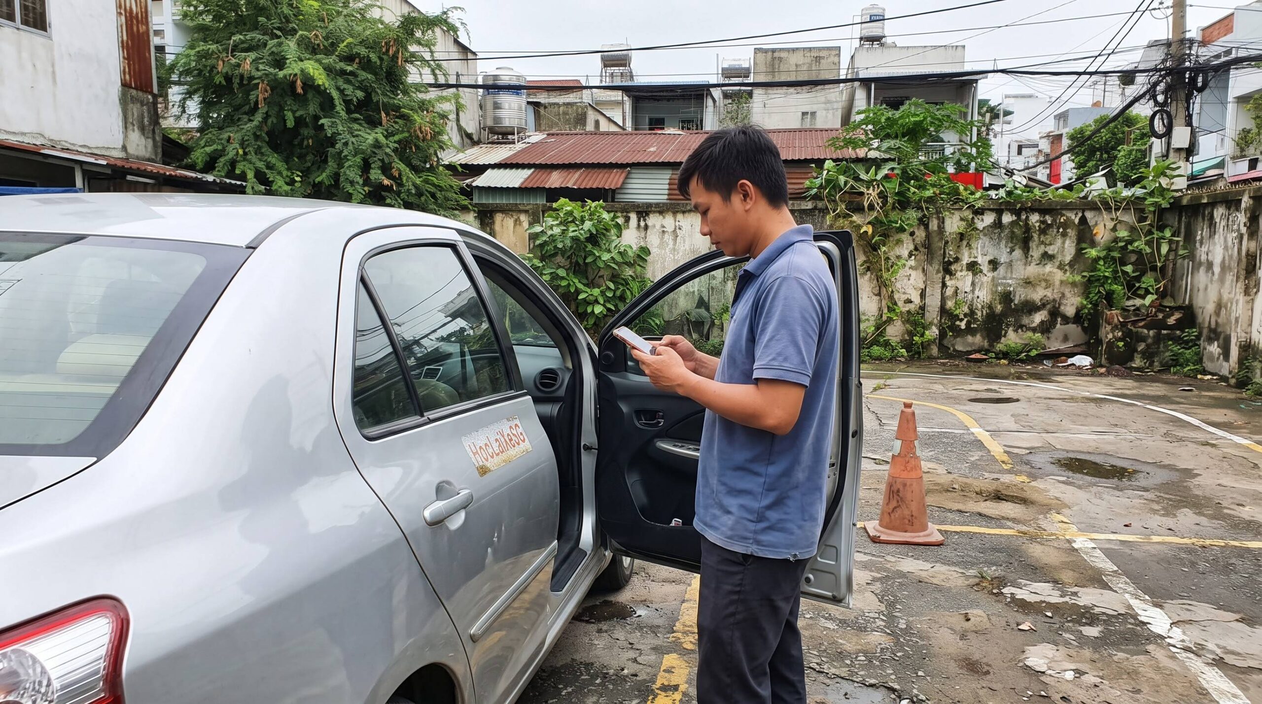 Xử lý vi phạm giao thông qua VNeTraffic: Không cần đến trụ sở CSGT